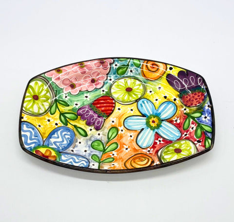 Quite Contrary Elliptical Plate