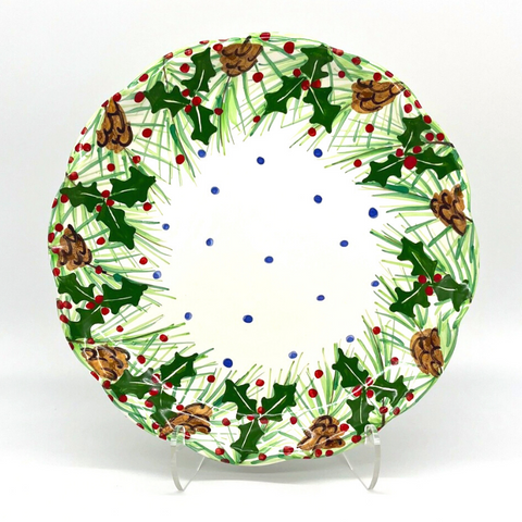 Pinecone Holly Plates