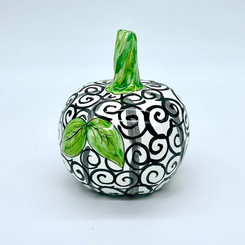 Small Black Swirl 3d Pumpkin