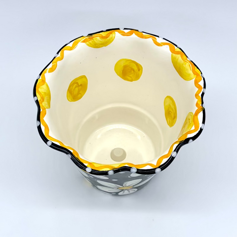 Black and White Daisy Flower Pot