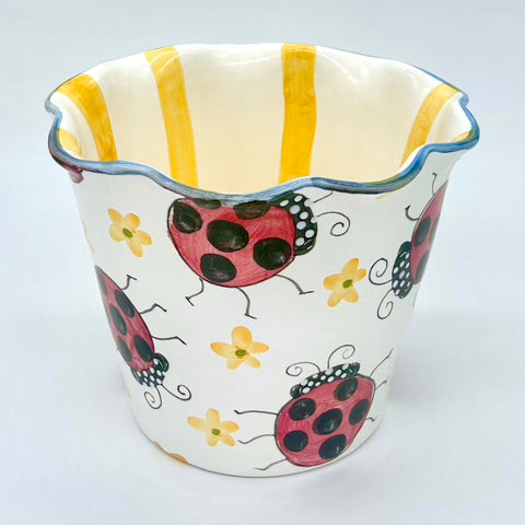 Ladybug Fluted Edge Medium Flower Pot