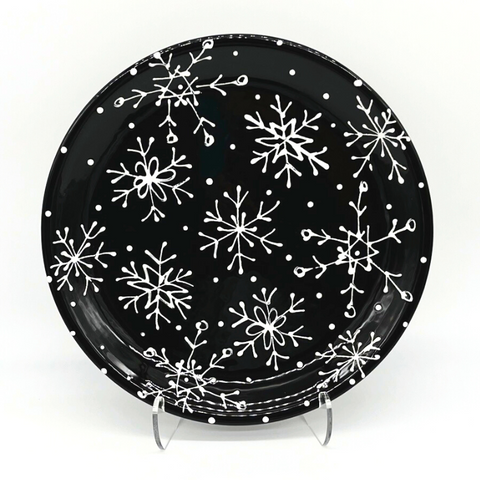 Black and White Snowflake Plates