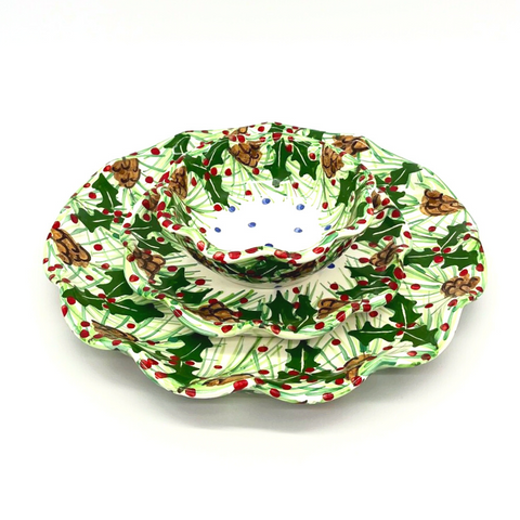 Pinecone Holly Entertainer Bundle